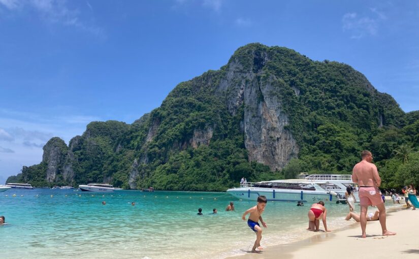 ピピ島・カイ島ツアー