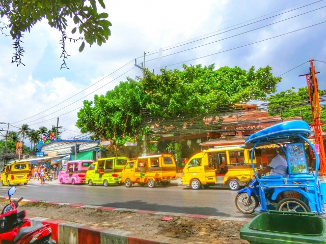 プーケット　カラフルな街並み