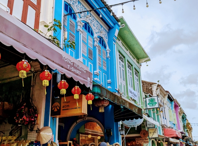 プーケット　カラフルな街並み