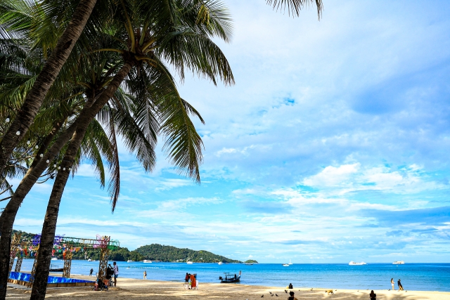プーケット　海岸　ビーチ