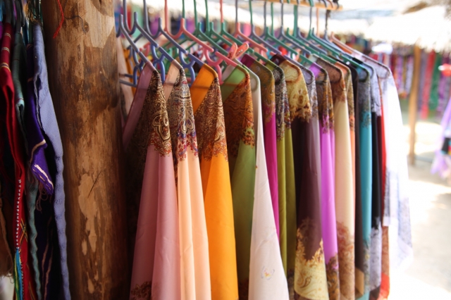 プーケット　タイの民族衣装